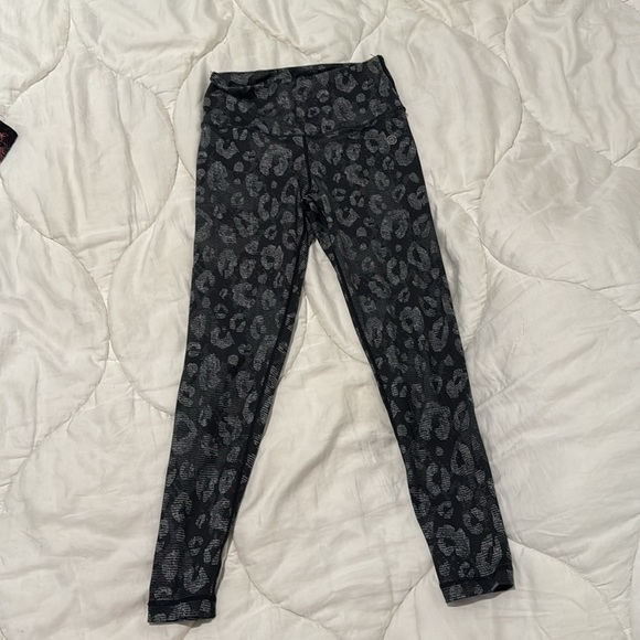 XS leggings bundle - Picture 3 of 3